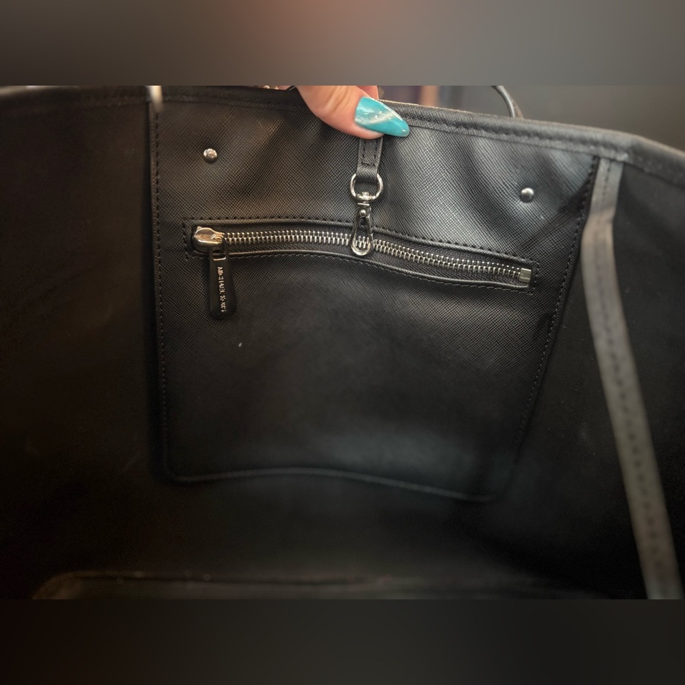 Michael Kors Houndstooth Jet set tote w/ dusty - Picture 12 of 17